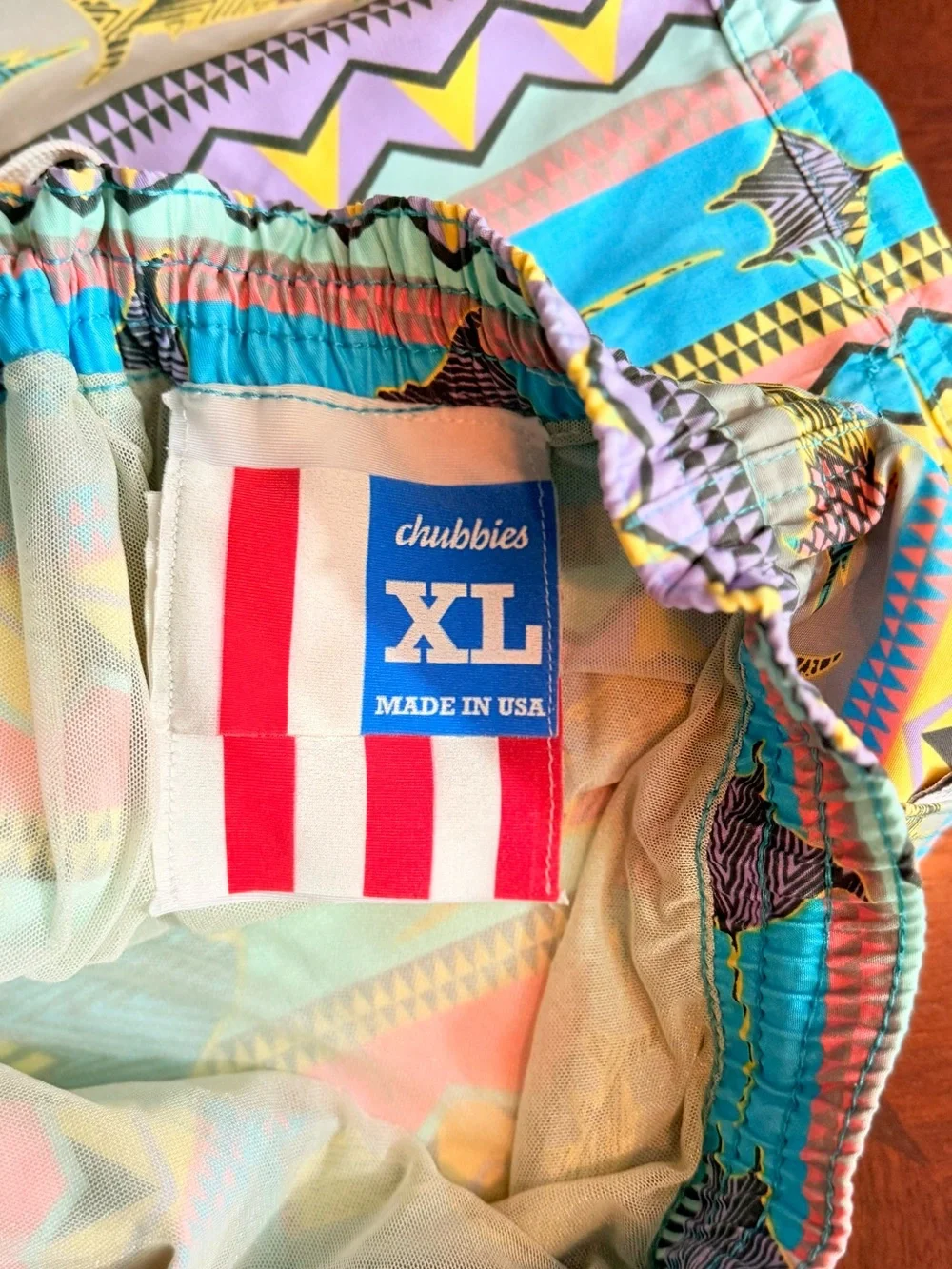 chubbies bright aztec